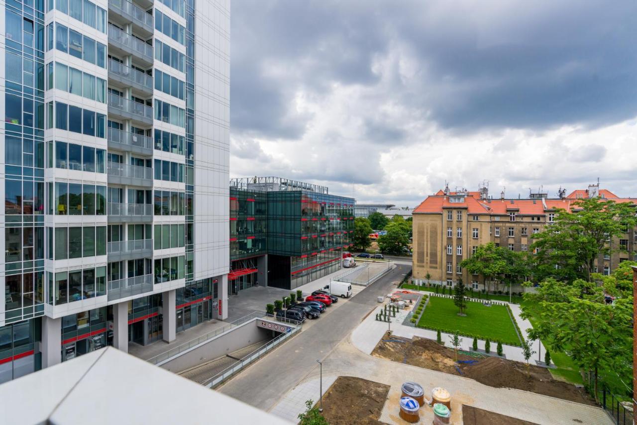 Apartments Poznan Towarowa By Noclegi Renters Ngoại thất bức ảnh