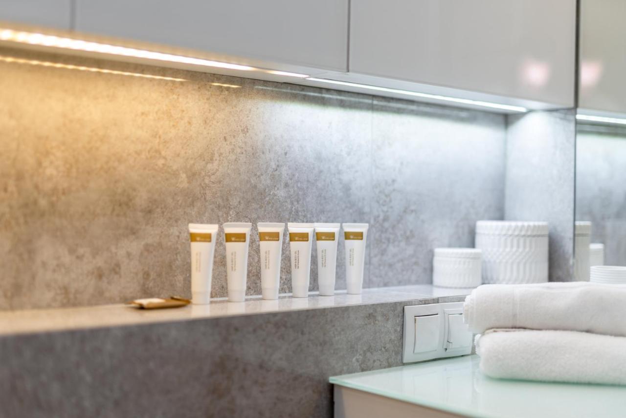 Apartments Poznan Towarowa By Noclegi Renters Ngoại thất bức ảnh