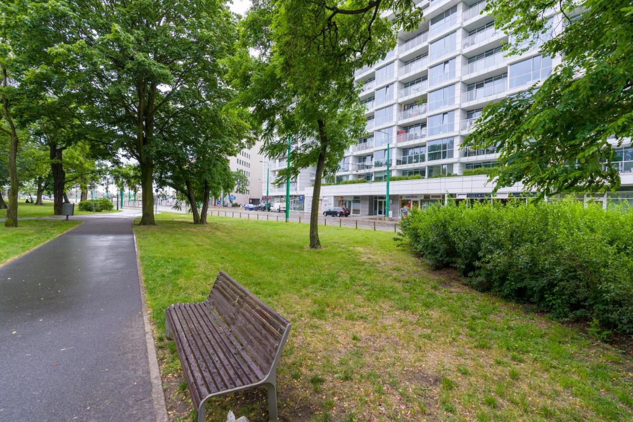 Apartments Poznan Towarowa By Noclegi Renters Ngoại thất bức ảnh