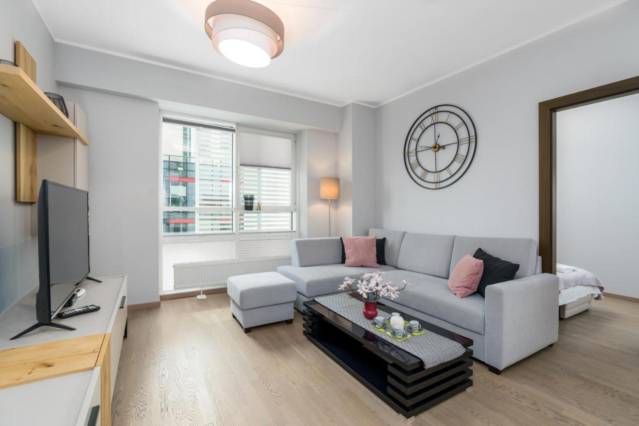 Apartments Poznan Towarowa By Noclegi Renters Ngoại thất bức ảnh